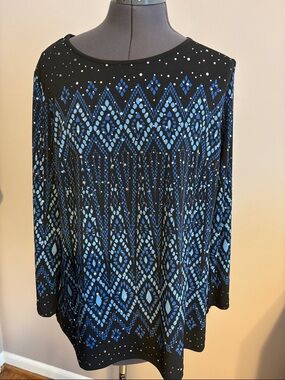 Bob Mackie Black Long Sleeve Tee with Blue Geometric Print